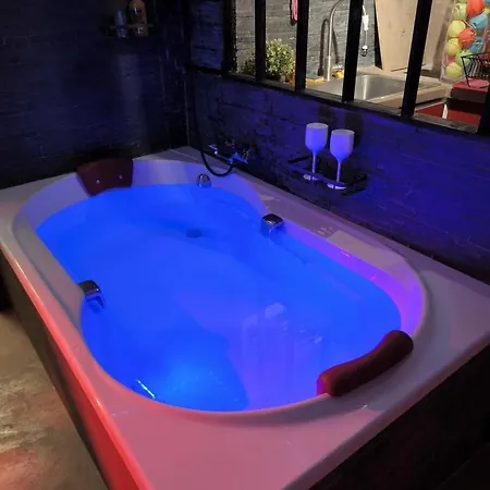 Love-room Discret 40 M2 Les Mimosas Village Avec Terrasse Penzion Bormes-les-Mimosas