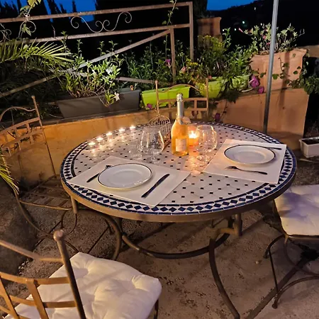 Love-room Discret 40 M2 Les Mimosas Village Avec Terrasse * Bormes-les-Mimosas