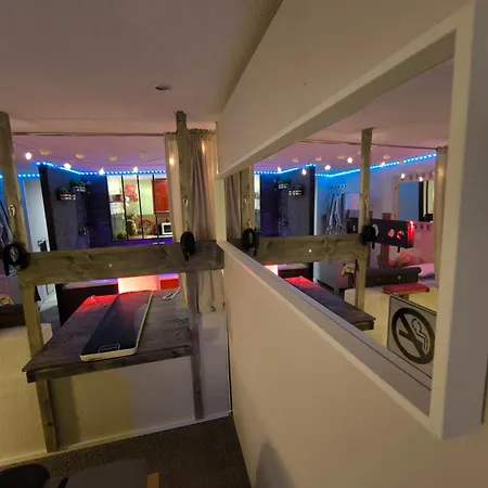 Guest house Love-room Discret 40 M2 Les Mimosas Village Avec Terrasse *