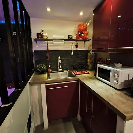 Love-room Discret 40 M2 Les Mimosas Village Avec Terrasse * Bormes-les-Mimosas