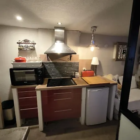 Love-room Discret 40 M2 Les Mimosas Village Avec Terrasse 4*